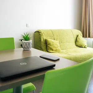 Twenty's Business Flats Timone Appart hôtel